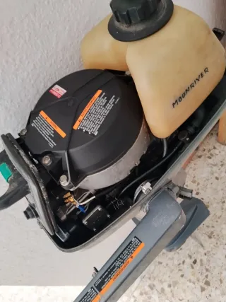 Motor fueraborda Yamaha 2'2kw