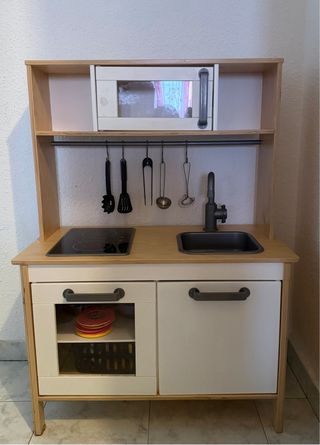 Cocinita de madera Ikea