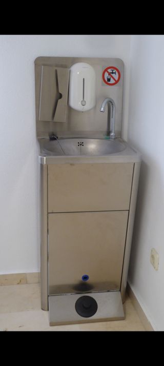 Lavamanos portátil autónomo