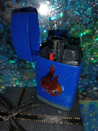 Mechero VIP tipo Zippo gaz logo Zippo - charm skul