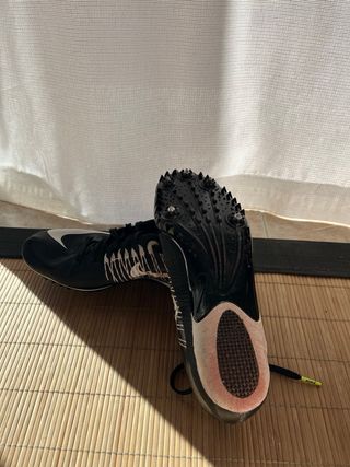 Zapatillas Nike Clavos Running Negras Blancas