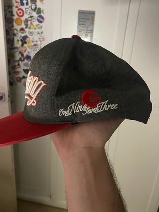 Gorra Billabong Gris y Roja