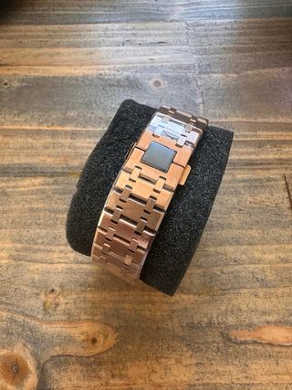 Reloj G-Shock GMA S2100 Rosado Metálico