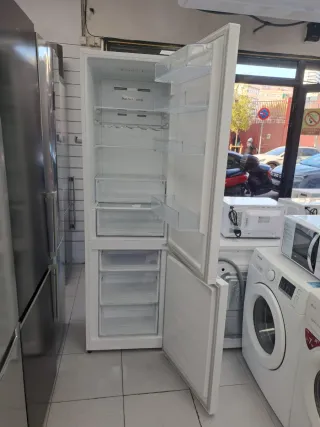 ♡NEVERA MARCA HISENSE 2,CM GARANTÍA + TRANSPORTE♡