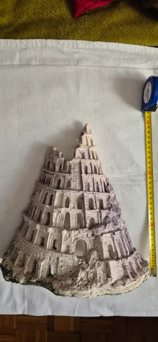 Decoración Acuario Torre Antigua