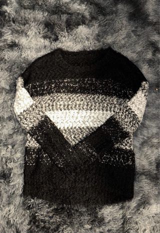 Jersey de rayas negro y blanco