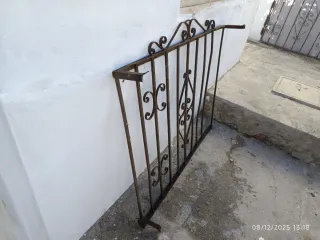 Reja ventana 125x96 cm para restaurar