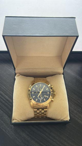 Reloj de Oro Elegante