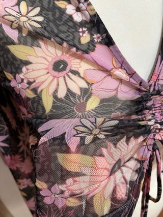 Camiseta Malla Estampada Flores