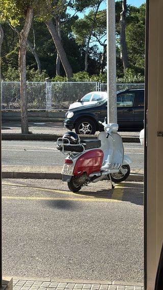 Lambretta LI 150 restaurada + otra