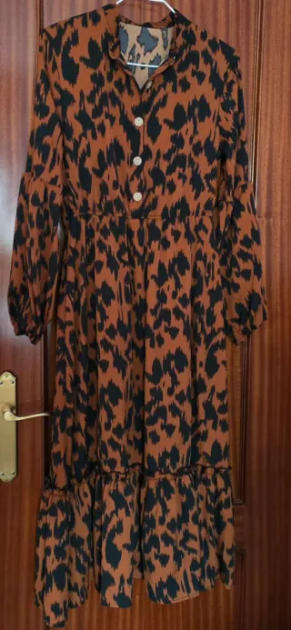Vestido estampado leopardo marrón y negro