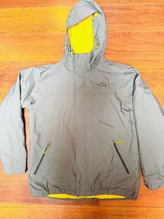 Chaqueta The North Face gris