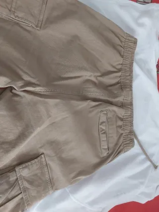 Pantalón cargo Lefties beige talla M