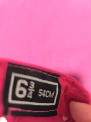 Gorra Fucsia y Negra