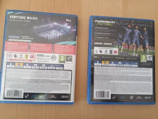 FIFA 20 e FIFA 22 PS4