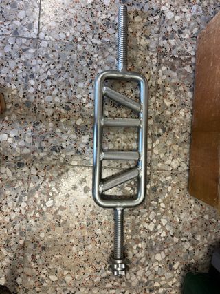 Barra de Pesas Tríceps.