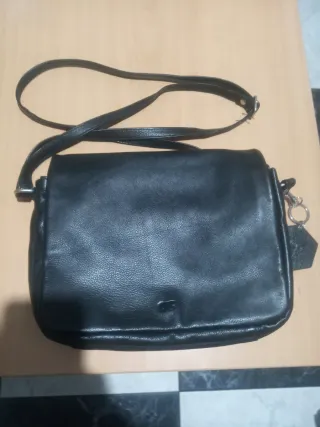 LIQUIDACIÓN ‼️Bolso bandolera negro mujer piel