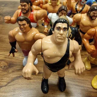 Lote 18 Figuras Pressing Catch WWF