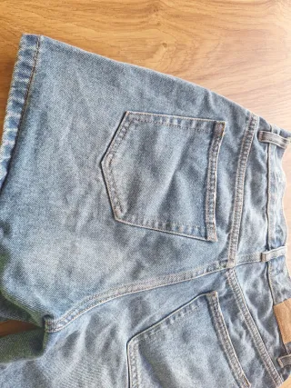 Pantalón corto vaquero azul