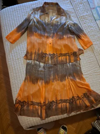 Conjunto Blusa y Falda Talla 50