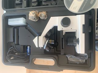 Microscopio Bresser Biolux NV con canara