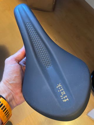 Sillín Fizik Aliante R5 Nuevo