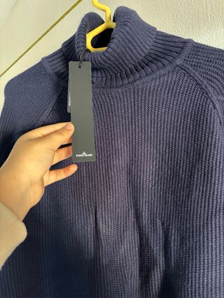 Jersey Stone Island cuello alto azul