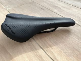 Sillín Bontrager Arvada Comp un solo uso