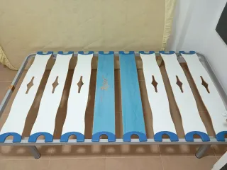 Cama individual 1'10 y mesita de noche