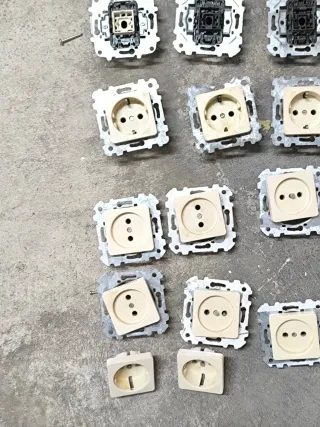 Mecanismos Niessen Serie 5000 Lissa