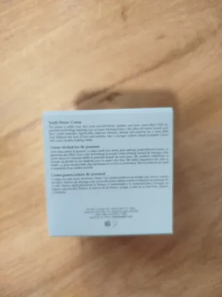 Estee Lauder Revitalizing Supreme+ Crema