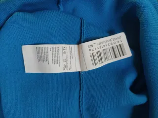 Body perkins azul vivo, talla S. Parfois