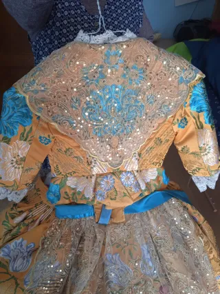 Traje Fallera y Complementos (3-8 años)