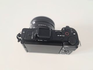 70 DISPAROS Cámara Sony ZV-E10 como nueva