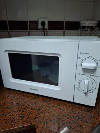 Microondas Bluesky Blanco