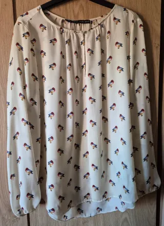 Conjunto Blazer Zara Roja con Coderas y Blusa