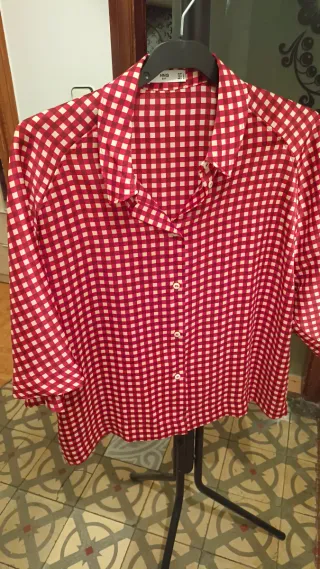 Blusa Mango cuadros roja manga acampanada Talla M