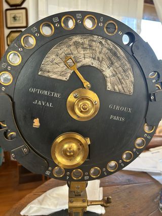 Antico Optometro Javal Giroux Paris