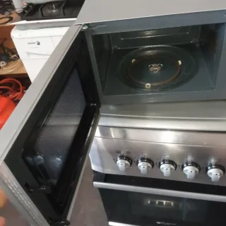 Microondas Orbegozo con Grill