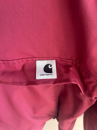Carhartt granate cortavientos