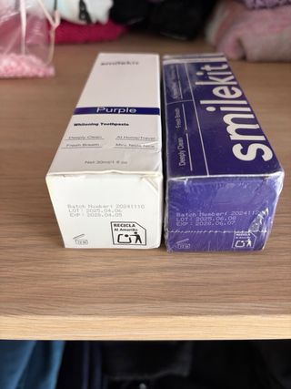 Pasta dental blanqueadora Smilekit Morado