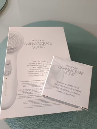 Mary Kay Skinvigorate Sonic Set