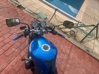 Kawasaki ZR-7