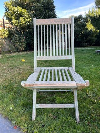 Due sedie vintage in legno pieghevoli