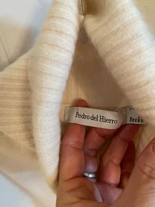 Jersey Pedro Hierro cuello alto beige Talla S