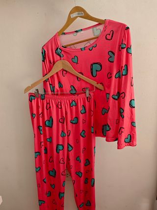 Pijama mujer rosa corazones talla L manga larga