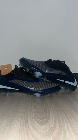 Scarpe da calcio Nike Phantom nere e blu