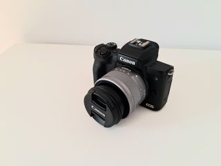 Cámara Canon EOS M50 en excelente estado