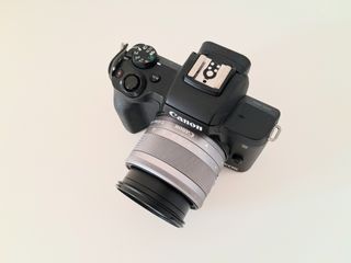 Cámara Canon EOS M50 en excelente estado