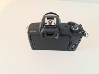 Cámara Canon EOS M50 en excelente estado